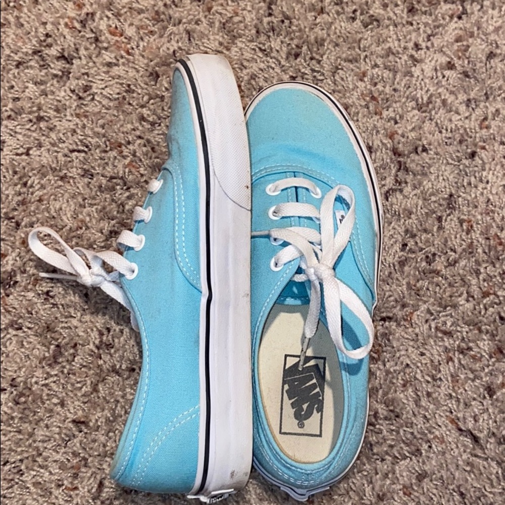 Vans - Picture 2 of 3